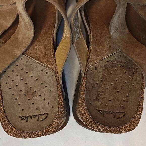 Clarks Greige Nub Mendocino Natural Slip on Sandals Size 6 M Strappy Cork - Picture 6 of 11